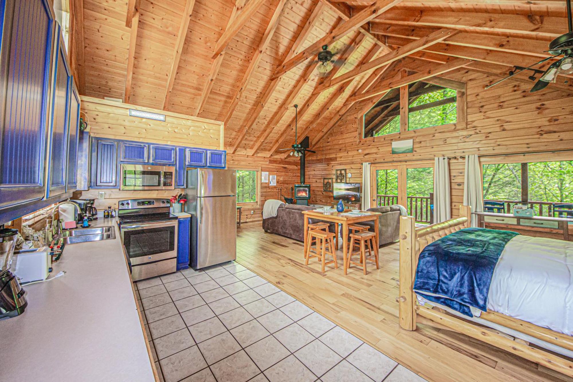 Love Me Tender Studio Cabin Sevierville Bilik gambar
