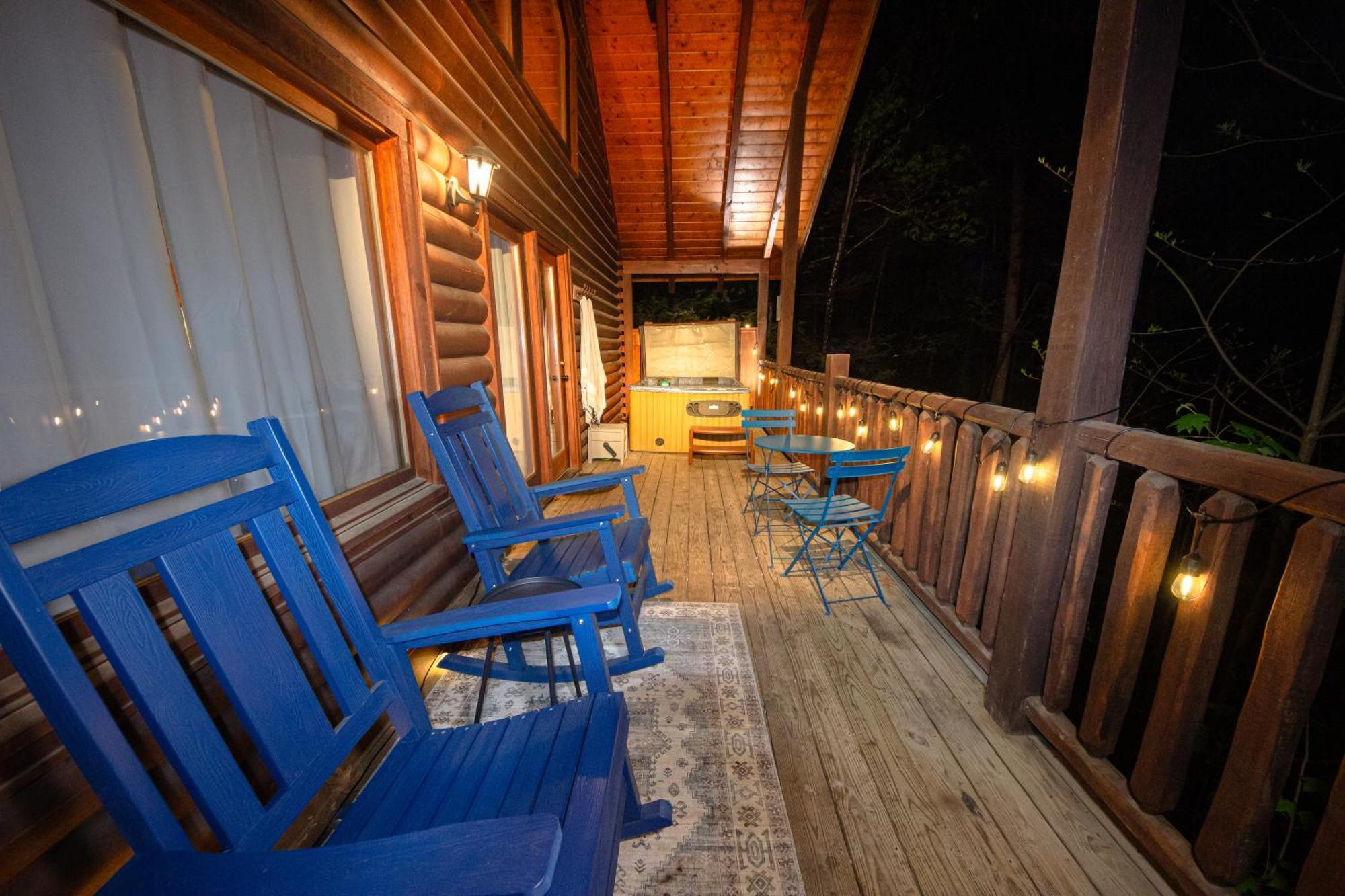 Love Me Tender Studio Cabin Sevierville Bilik gambar